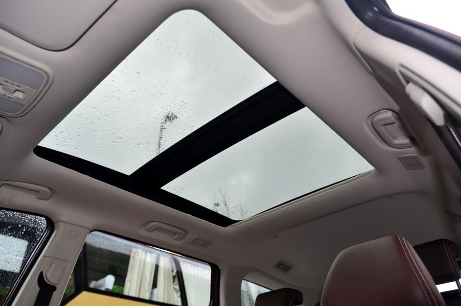 2017款 1.5T 手动豪华型 座椅空间