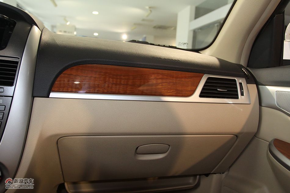 新凯越内饰