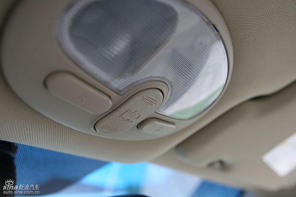 新凯越内饰及细节