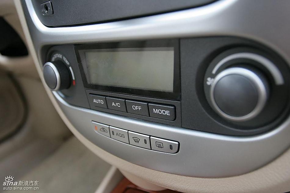 新凯越内饰及细节