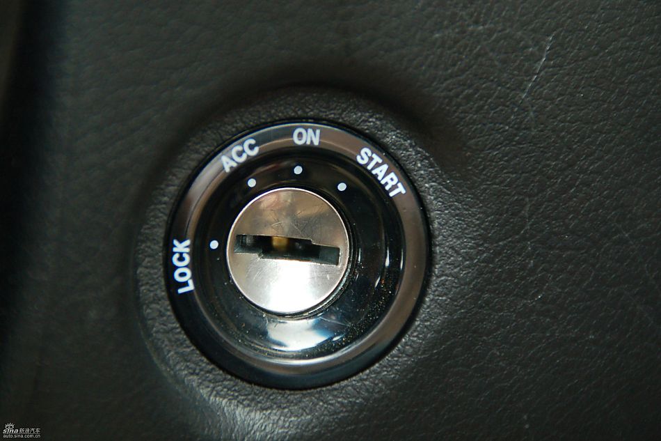 新凯越实拍图内饰