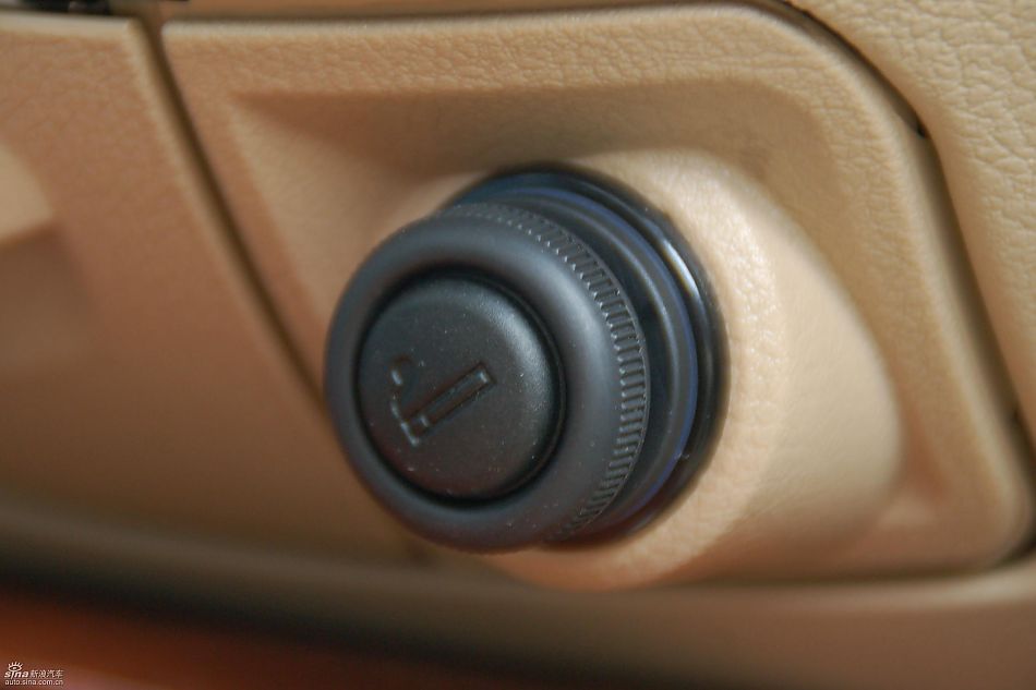 新凯越实拍图内饰