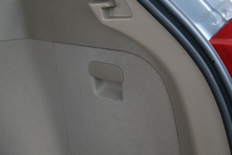 上海通用凯越旅行版内饰