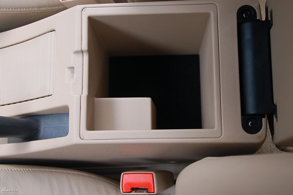 新凯越实拍图内饰