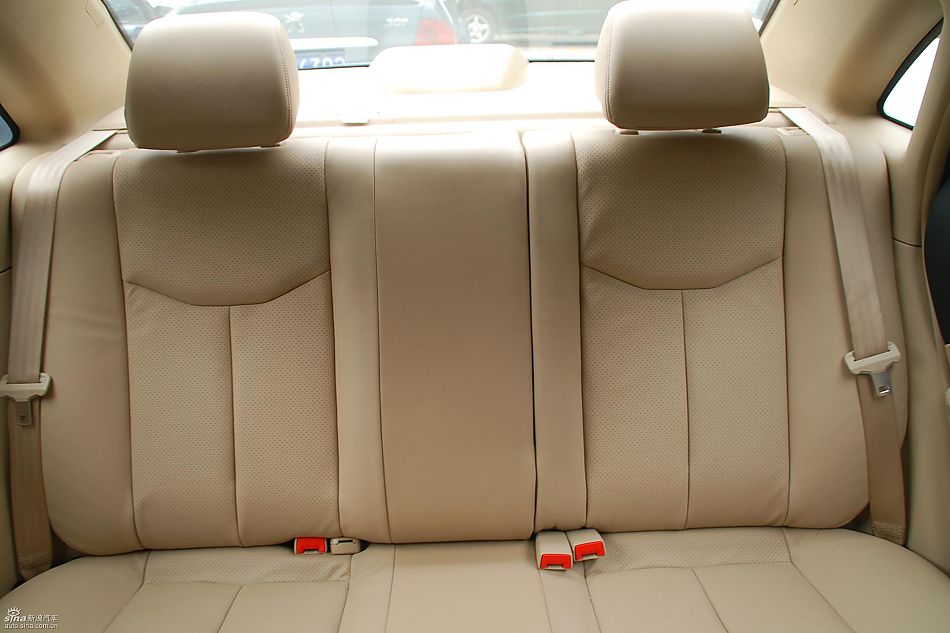 新凯越实拍图内饰