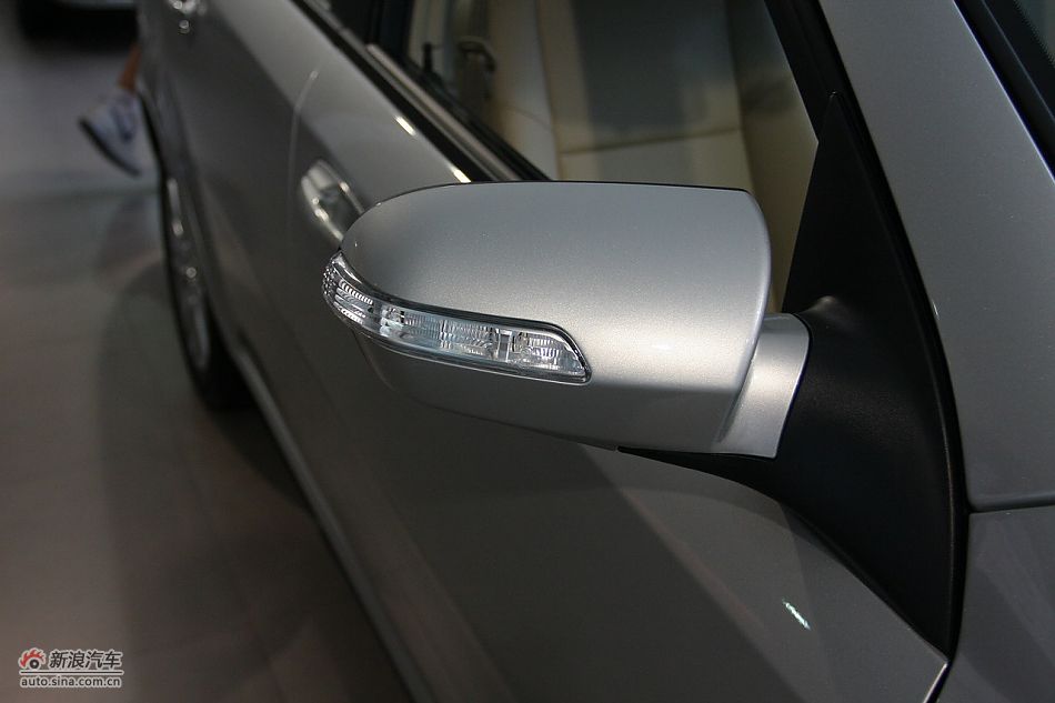 新凯越外观细节