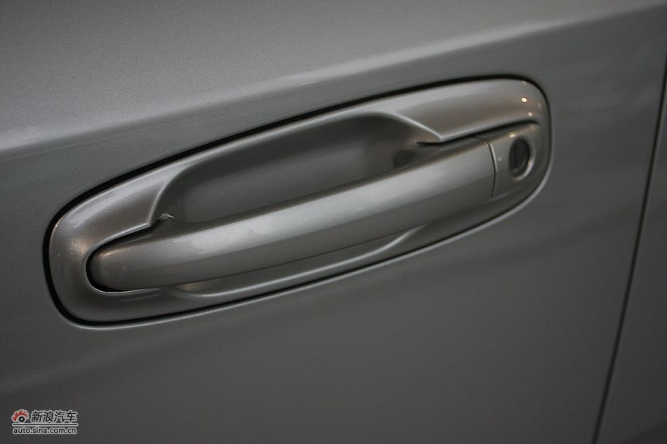 新凯越外观细节