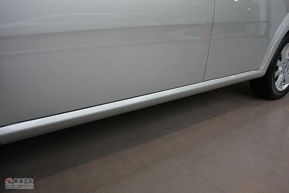 新凯越外观细节