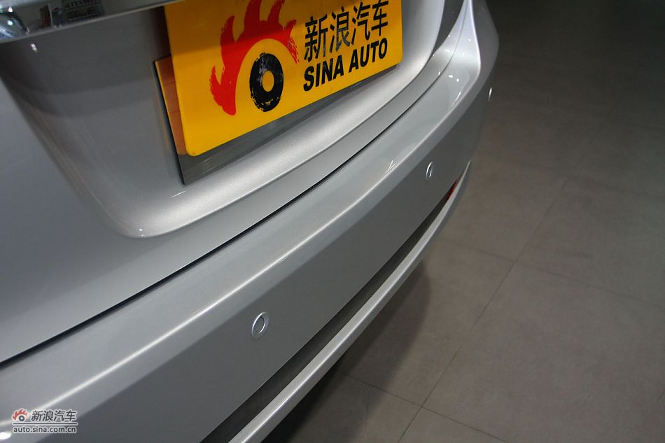 新凯越外观细节