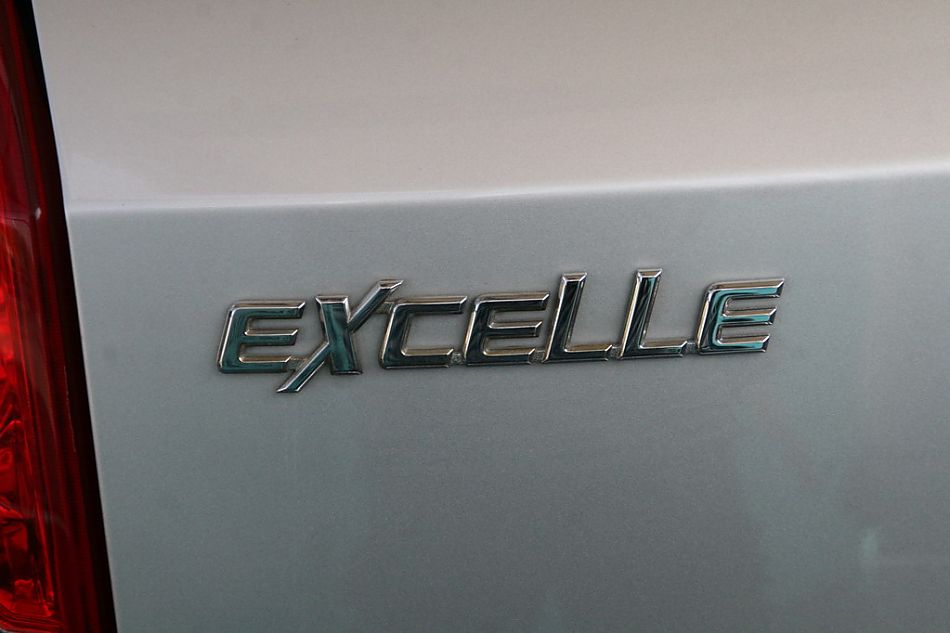 上海通用凯越旅行版尾部细节