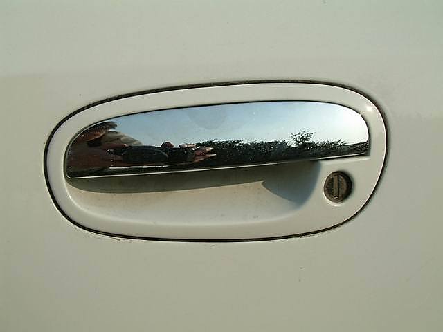 上海通用别克凯越车门拉手