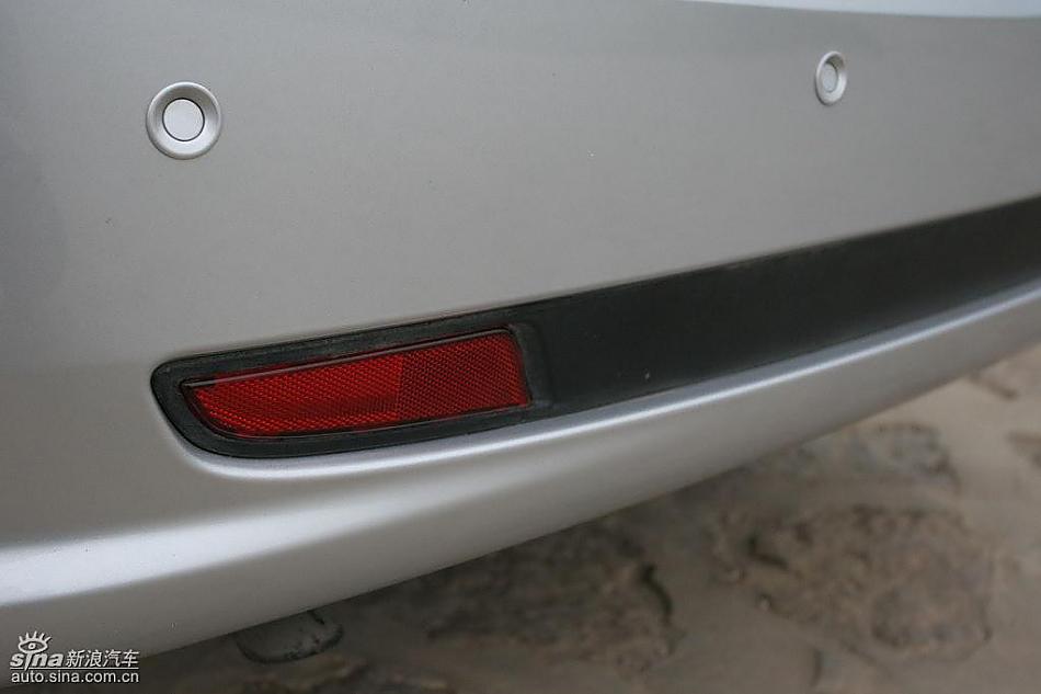 新凯越外观及细节