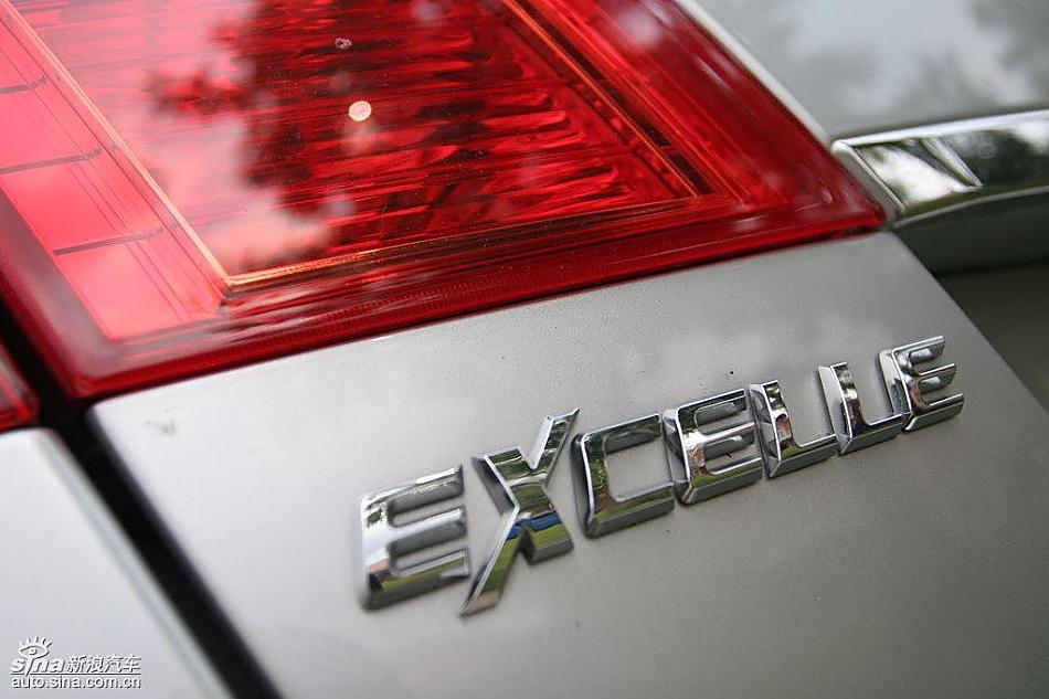 新凯越外观及细节