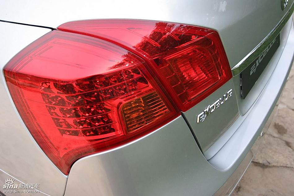 新凯越外观及细节