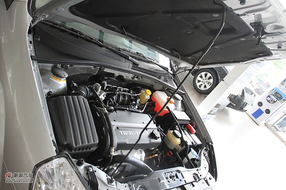 2011款凯越1.6LE自动版实拍