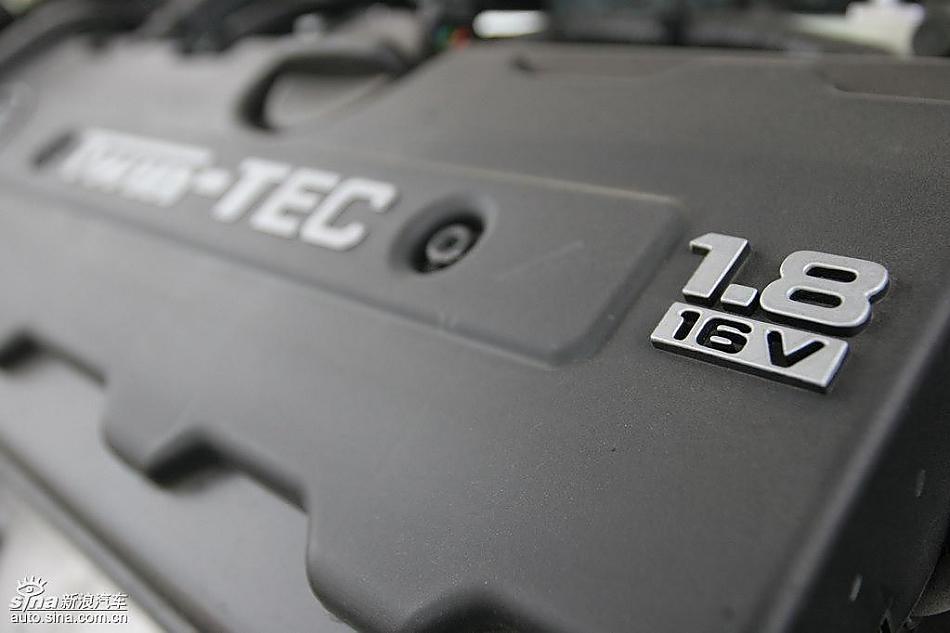 新凯越引擎及悬挂等细节