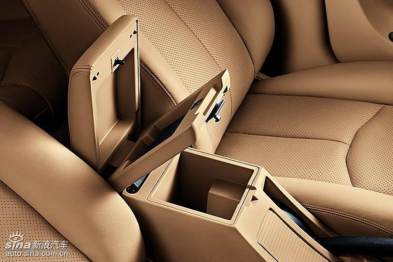 新凯越内饰
