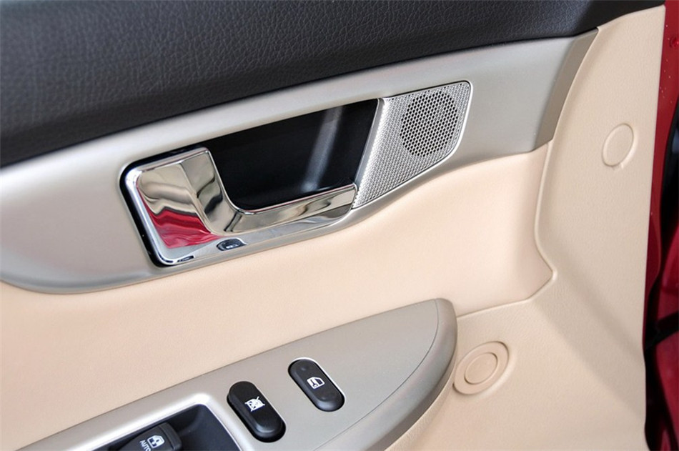 2013款 1.5L AT 经典型 座椅空间