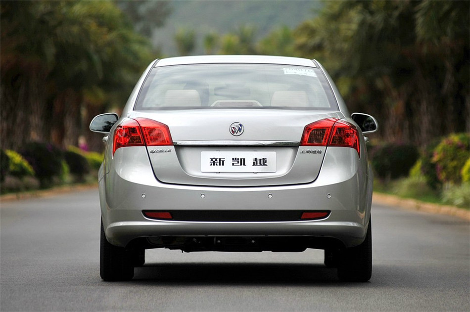 2013款 1.5L AT 尊享型 外观