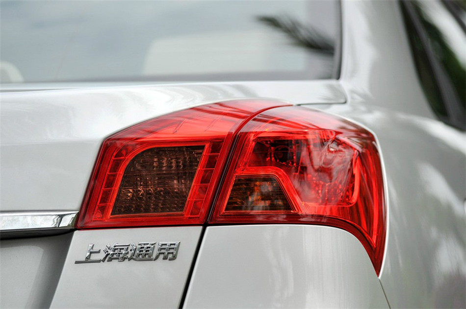 2013款 1.5L AT 尊享型 其他