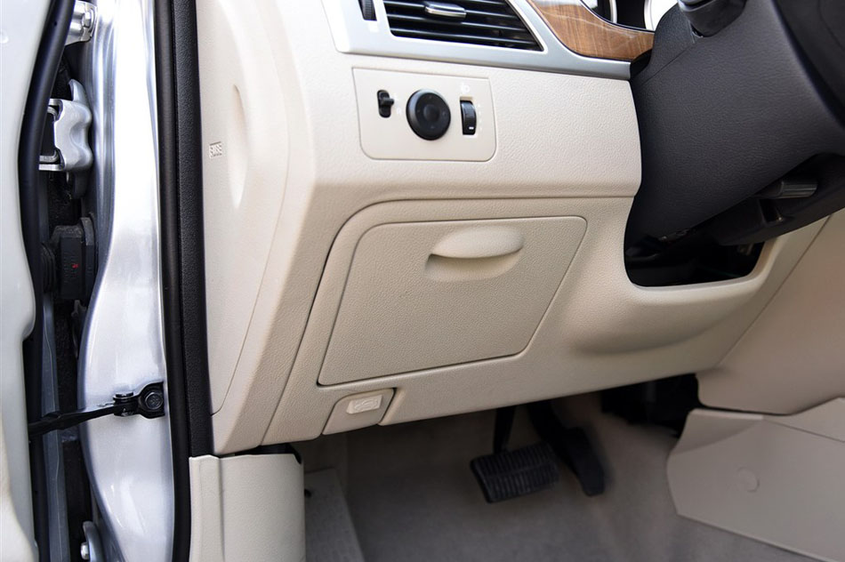 2015款 1.5L 自动经典型 内饰