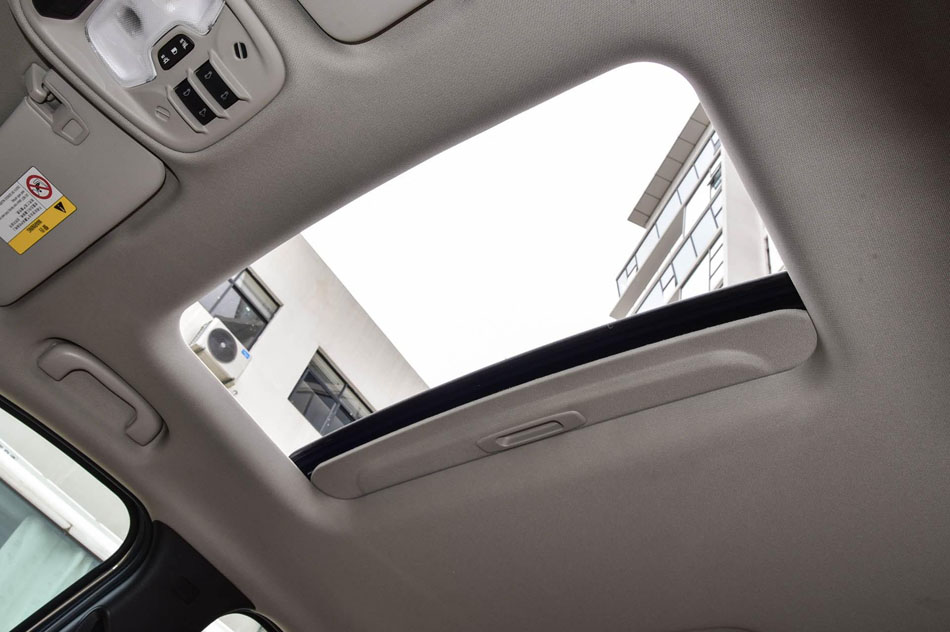 2018款 15N CVT豪华型 座椅空间