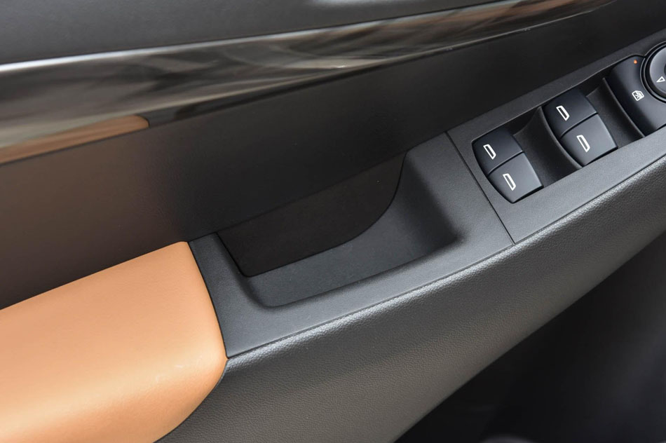 2018款 15N CVT豪华型 座椅空间