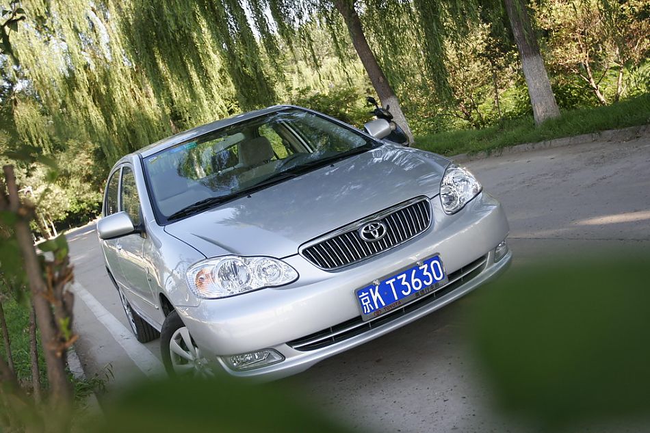 图为花冠EX外观及细节