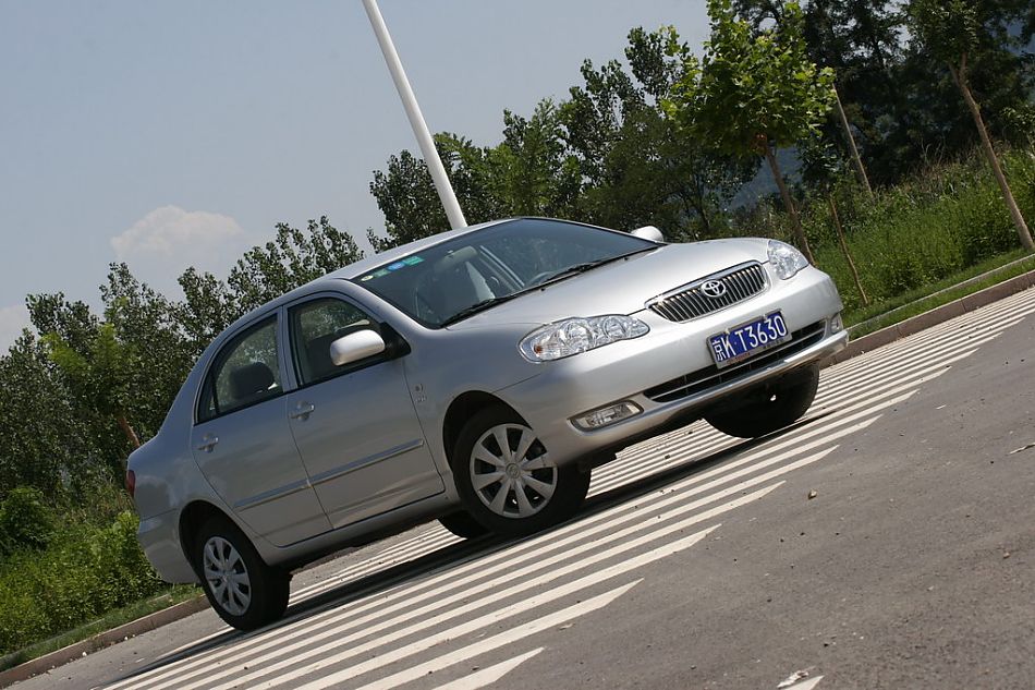 图为花冠EX外观及细节