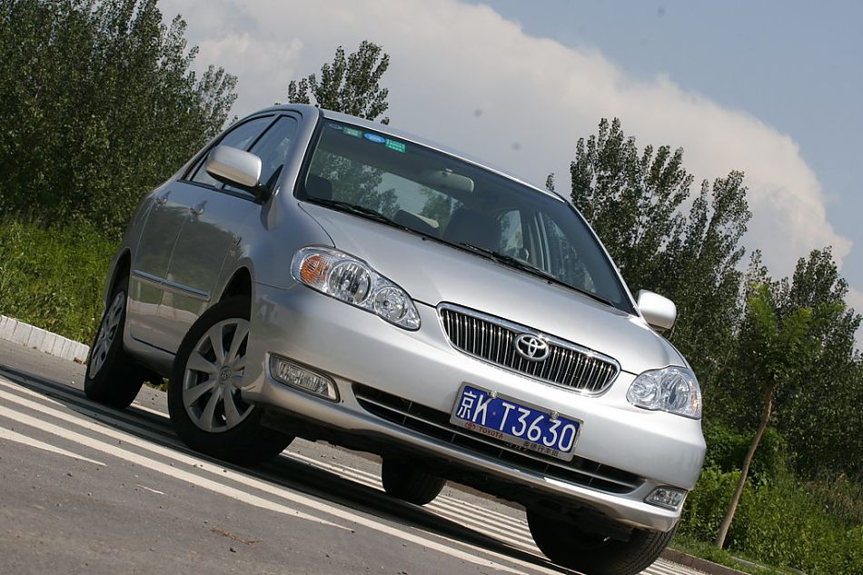 图为花冠EX外观及细节