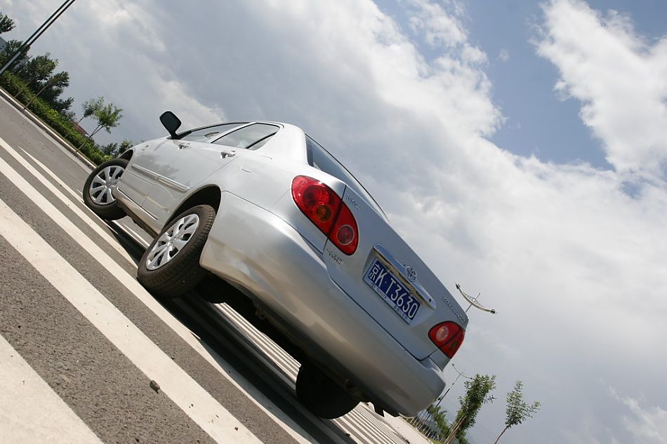 图为花冠EX外观及细节