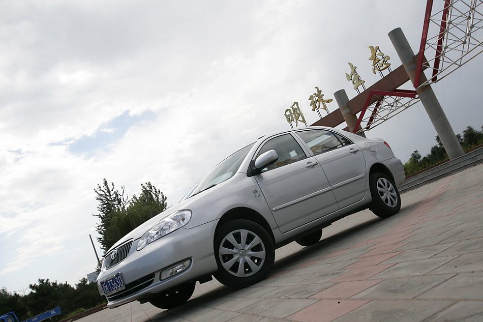 图为花冠EX外观及细节