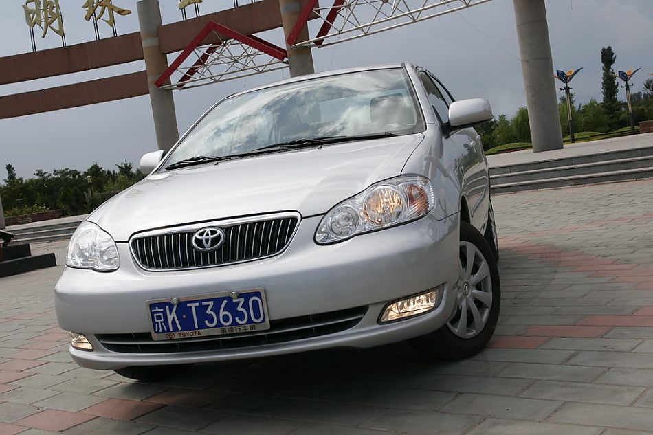 图为花冠EX外观及细节