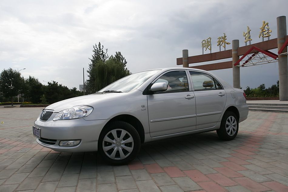 图为花冠EX外观及细节