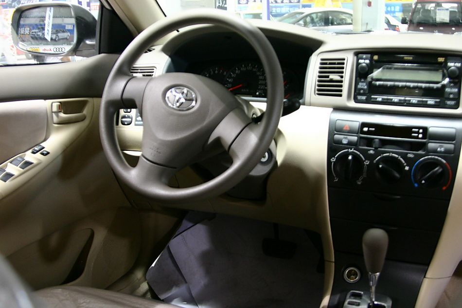 天津一汽丰田花冠EX内饰