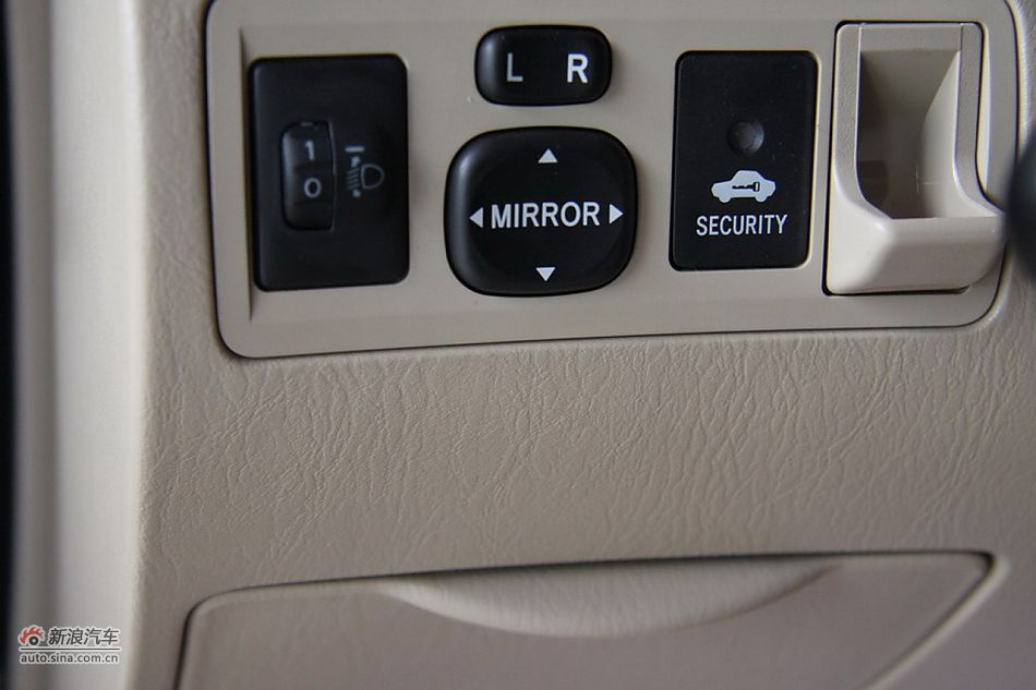 2010款花冠EX1.6手动特惠版