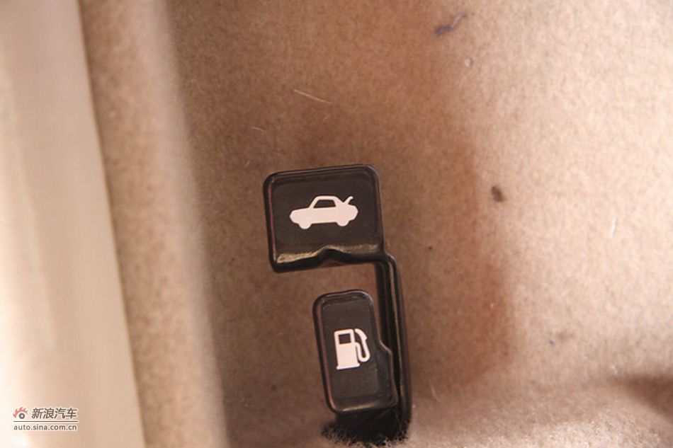 2010款花冠EX1.6手动特惠版