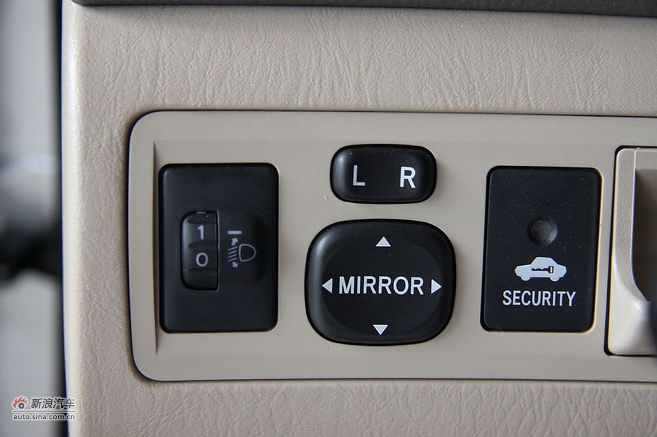 2010款花冠EX1.6手动特惠版