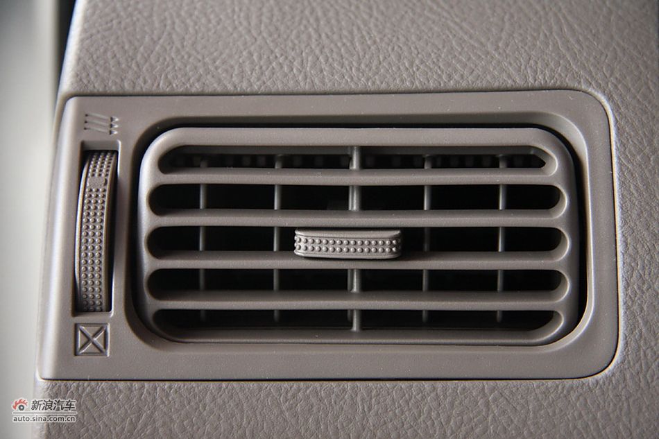 2010款花冠EX1.6手动特惠版