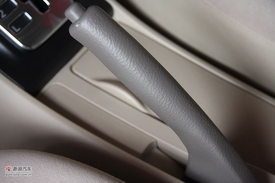 2010款花冠EX1.6手动特惠版