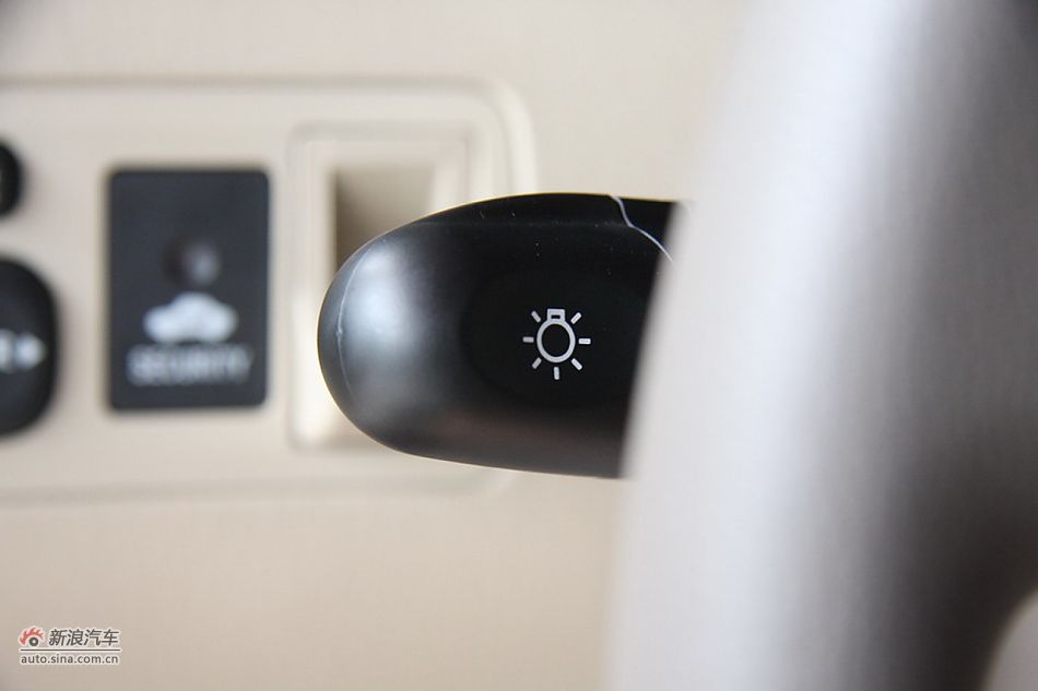 2010款花冠EX1.6手动特惠版