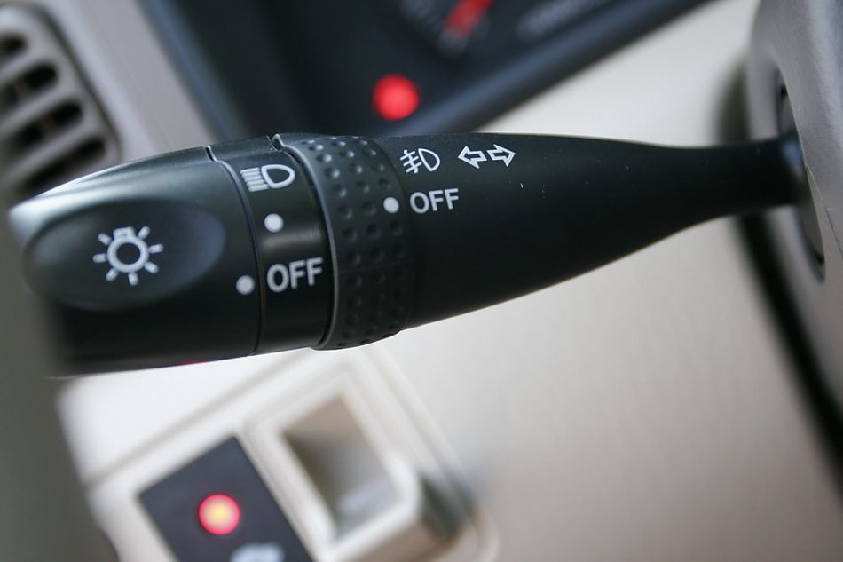 图为花冠EX内饰及细节