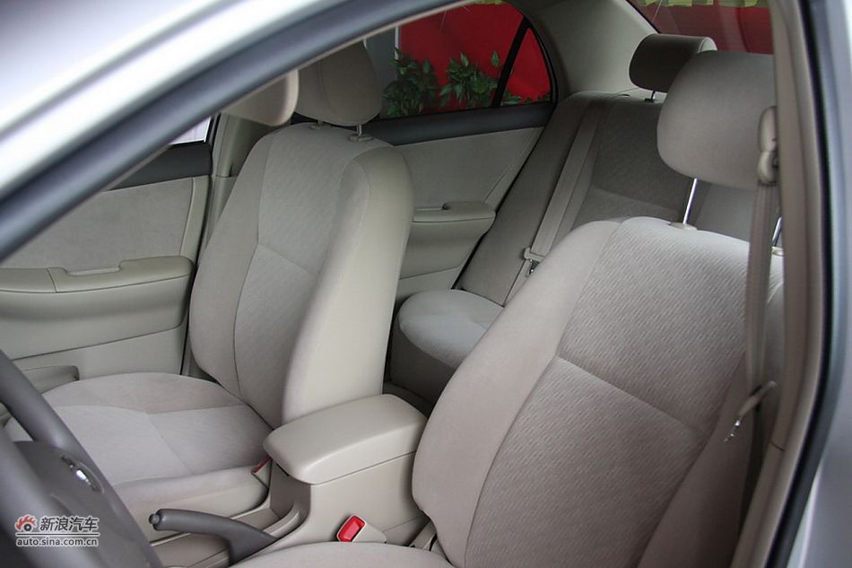 2010款花冠EX1.6手动特惠版