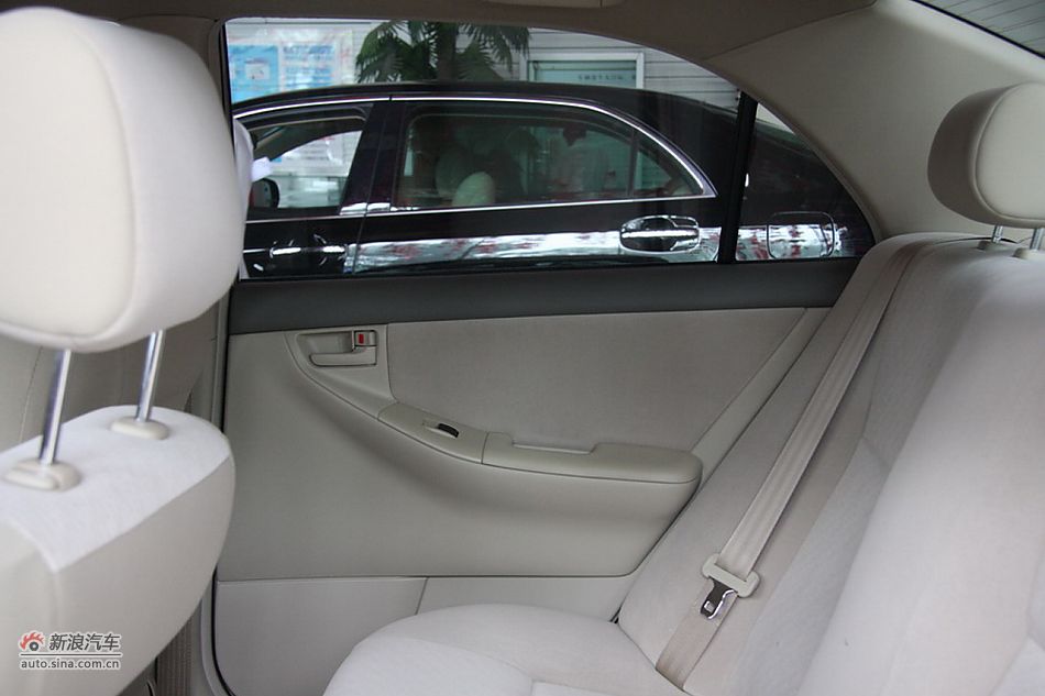 2010款花冠EX1.6手动特惠版