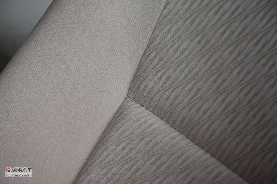 2010款花冠EX1.6手动特惠版