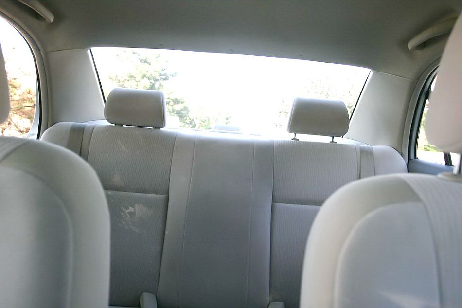 图为花冠EX内饰及细节