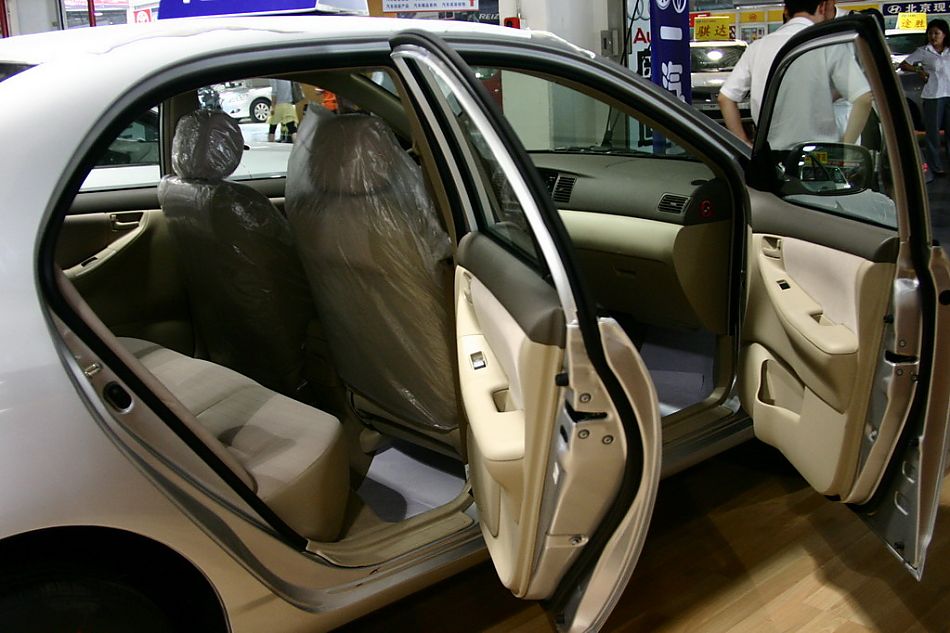 天津一汽丰田花冠EX内饰