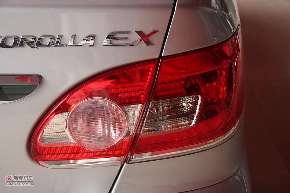 2010款花冠EX1.6手动特惠版