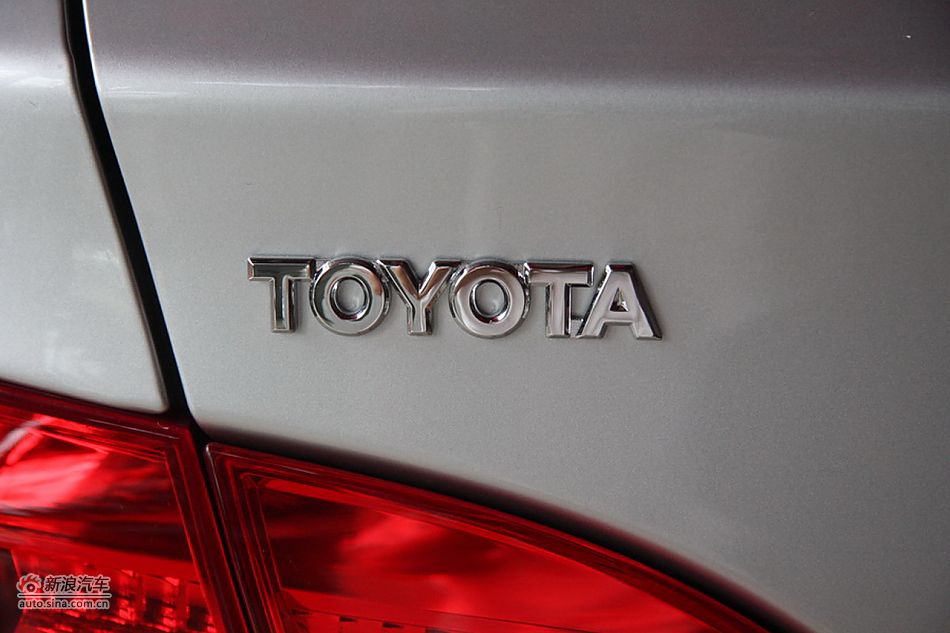 2010款花冠EX1.6手动特惠版