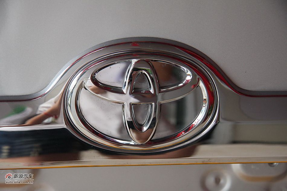 2010款花冠EX1.6手动特惠版